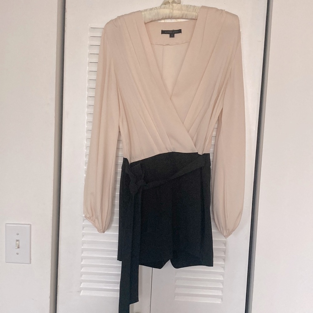 BLAQUE LABEL skort one piece . Size small